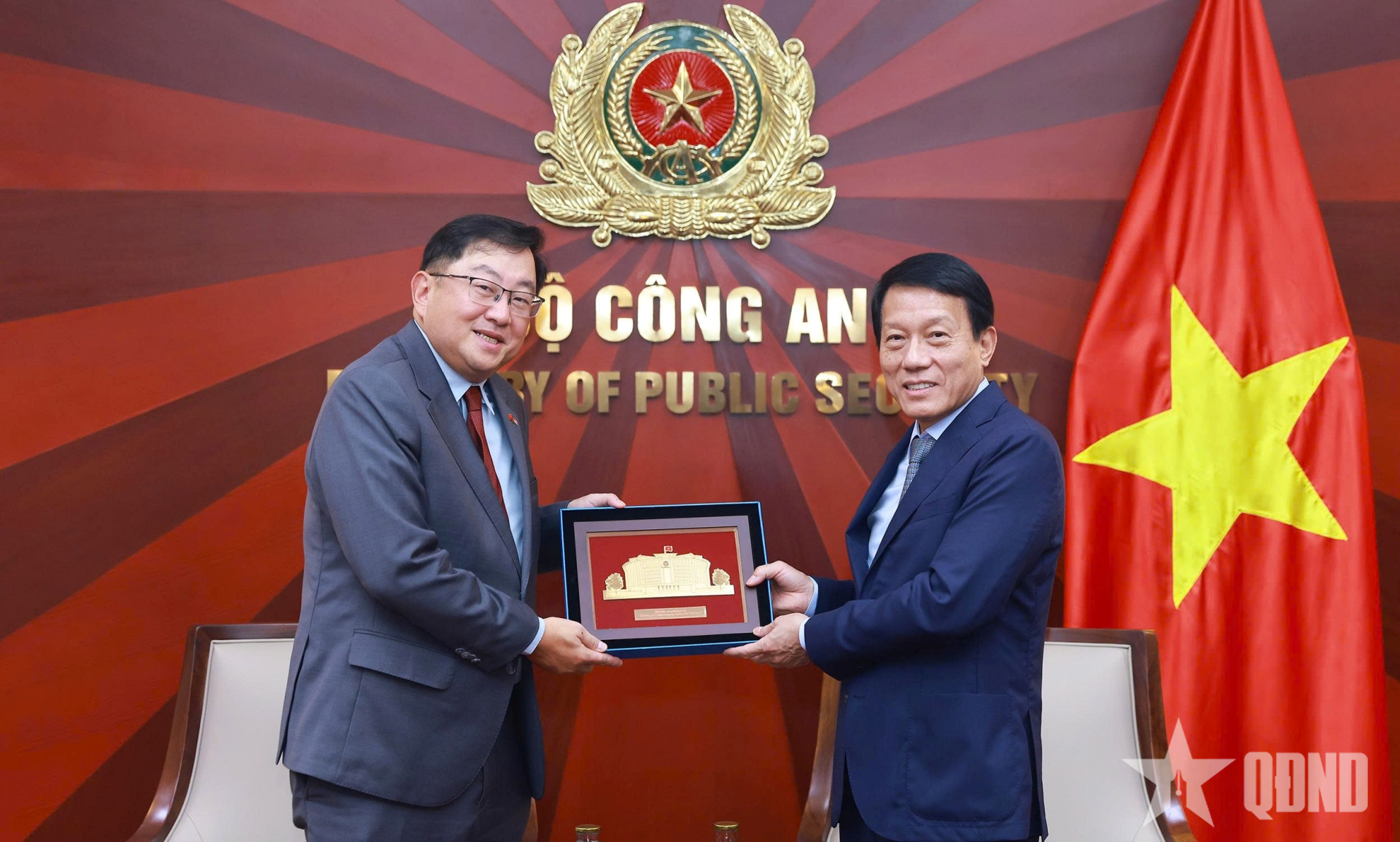 Làm sâu sắc hơn hợp tác thực thi pháp luật Việt Nam - Malaysia
